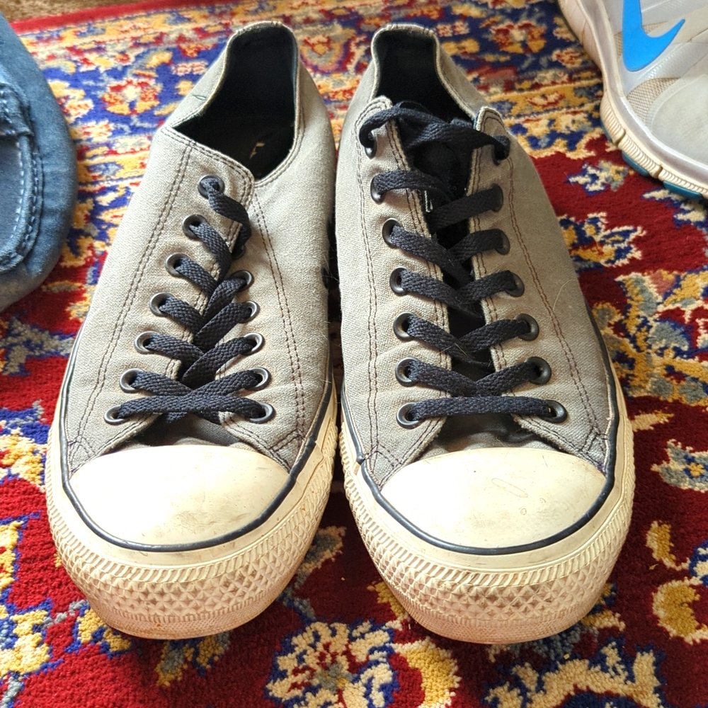 Convers